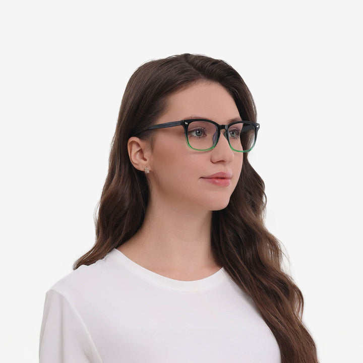 edgeworth-gradient-green-square-eyeglasses-female1-2
