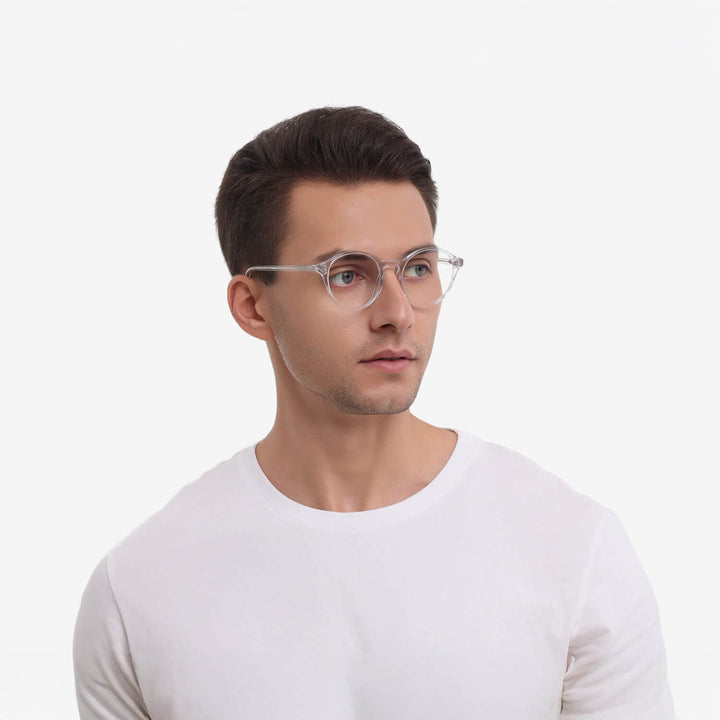 flora-translucent-round-eyeglasses-male1-2