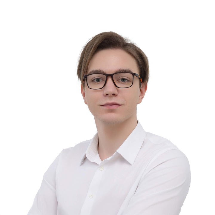 gamix-onyx-orange-rectangle-eyeglasses-male-1