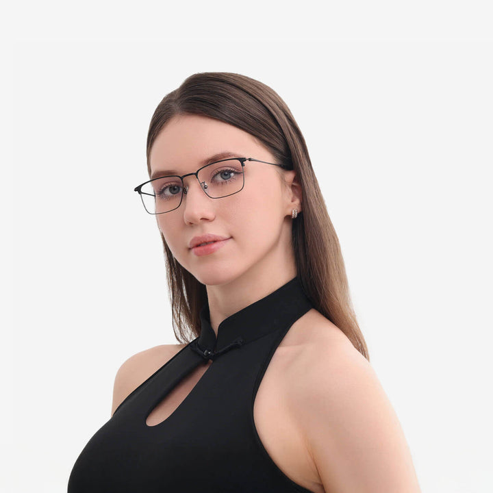 gusto-black-browline-eyeglasses-female1-2