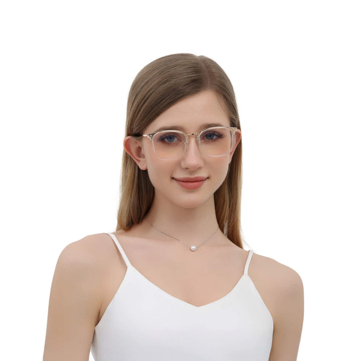 mike-tranlucent-square-eyeglasses-female1-2