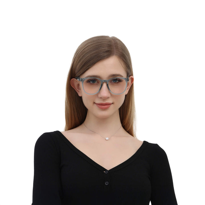 siner-translucent-gray-square-eyeglasses-female1-1