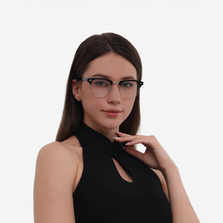 Zenith-onyx-golden-browline-female-1
